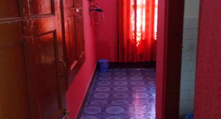 Czara Houseboat, Srinagar 3